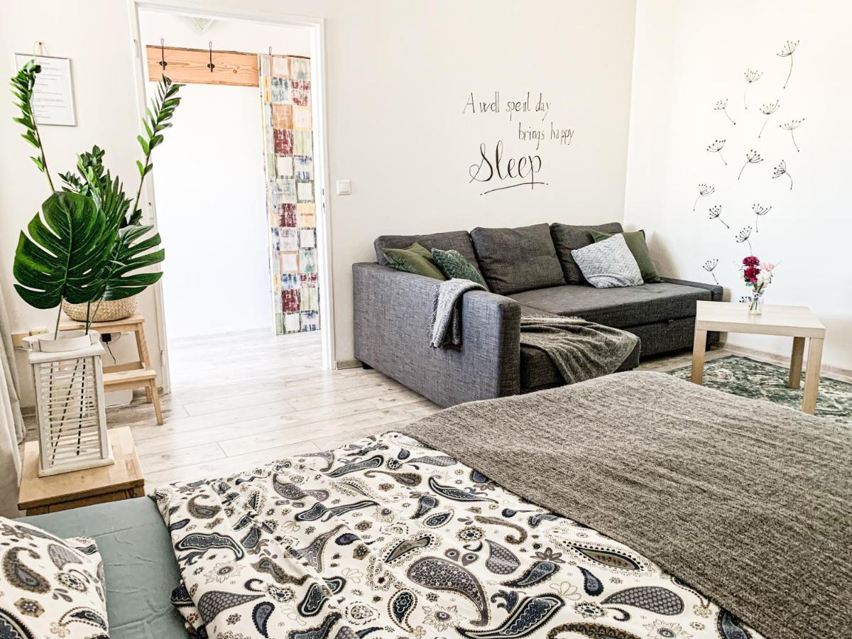 Charming Apartment In Paradise Called Bratislava Bagian luar foto